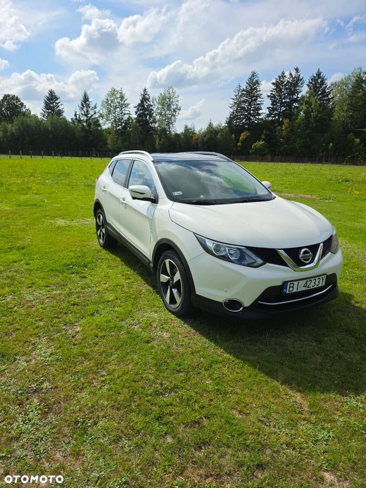 Nissan Qashqai 1.6 DIG-T N-Connecta - 1