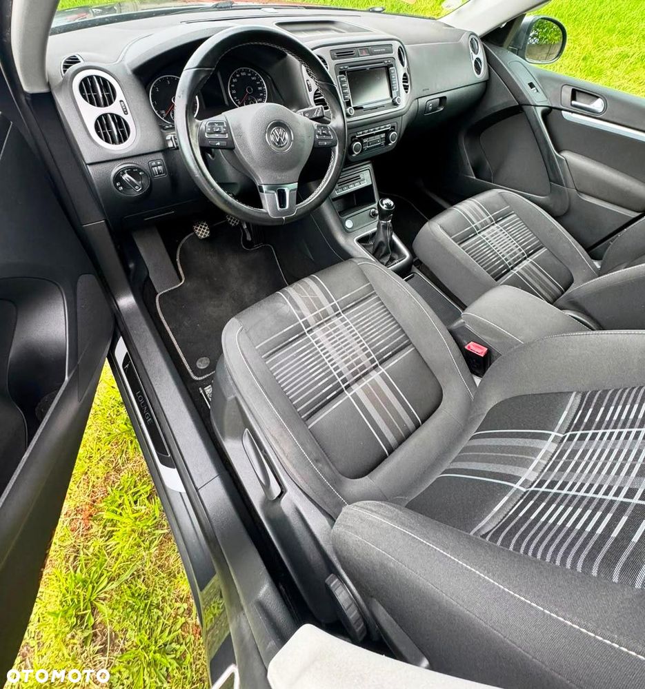 Volkswagen Tiguan 2.0 TDI SCR BlueMotion Technology Lounge Sport & Style - 2