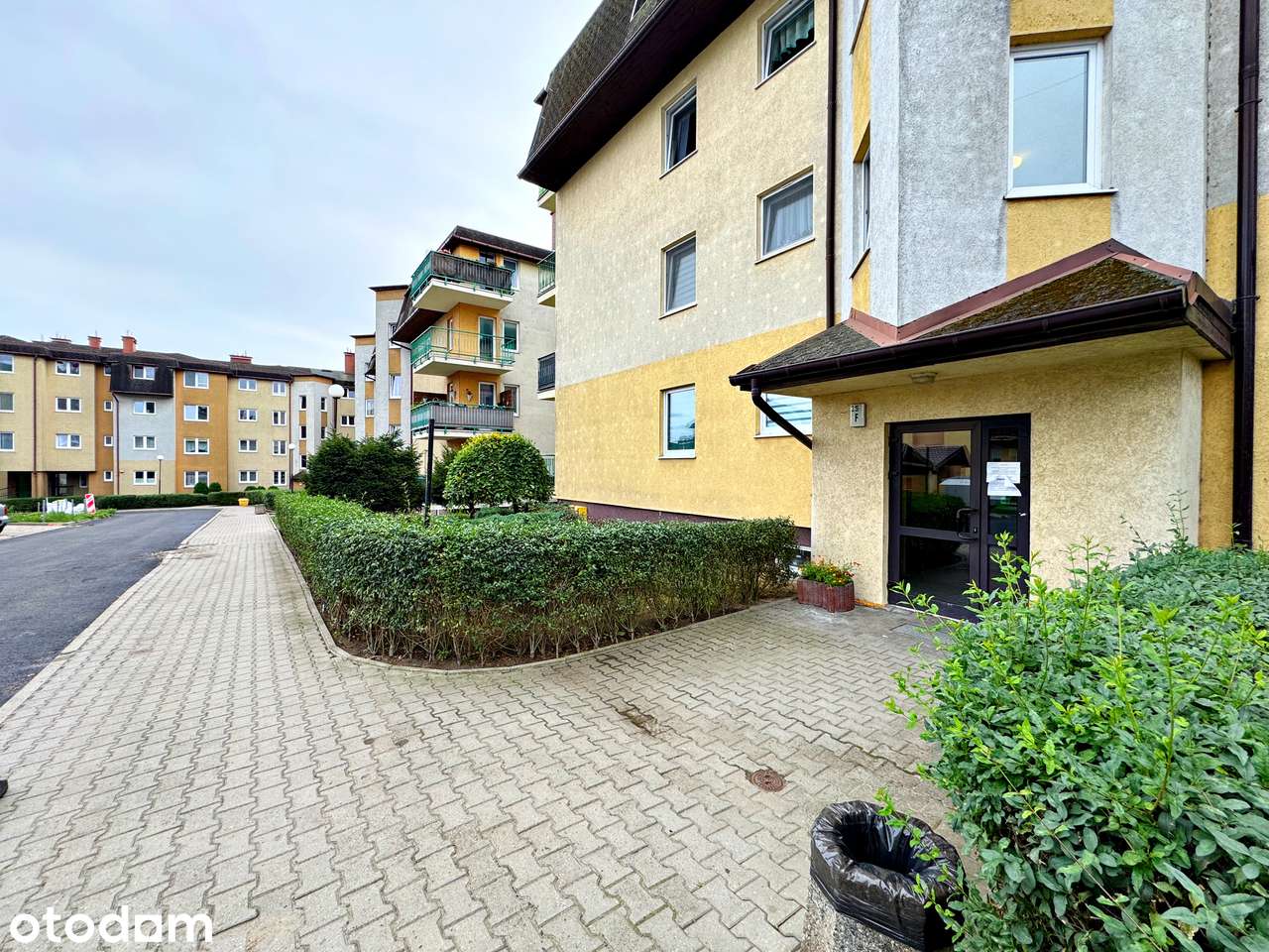 2 pokoje z balkonem/Ciche osiedle
