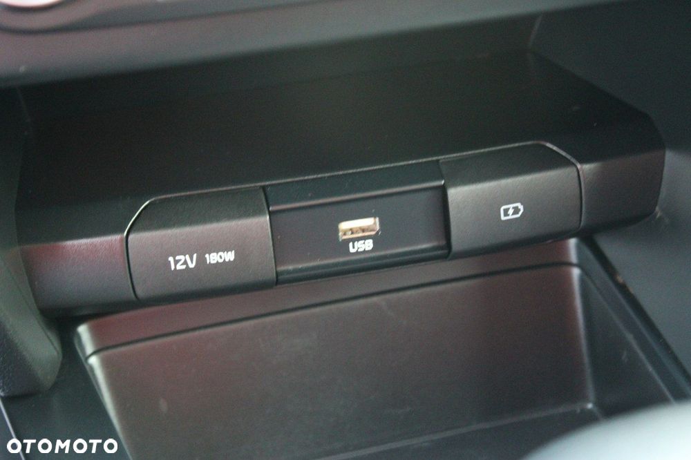 Kia Ceed - 27