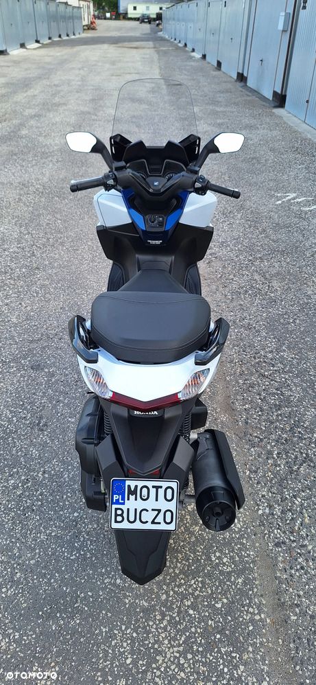 Honda NSS - 12