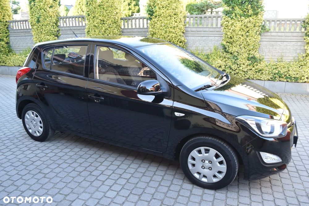 Hyundai i20 - 13