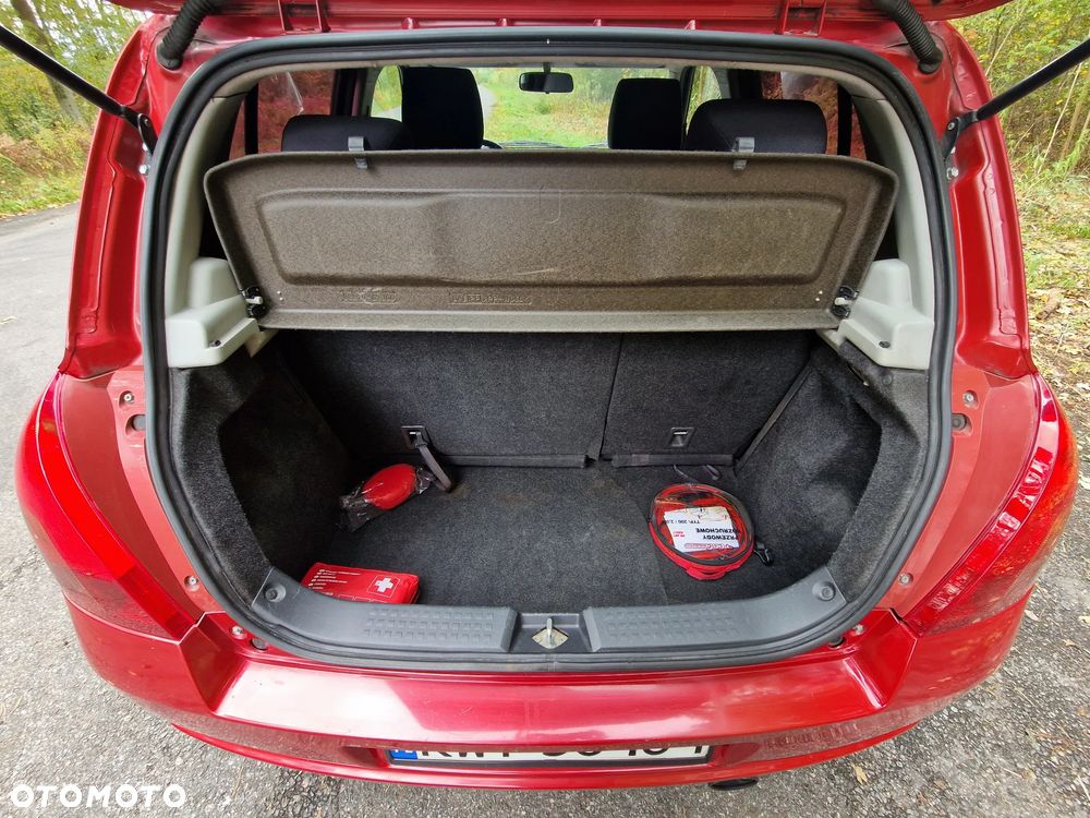 Suzuki Swift - 13