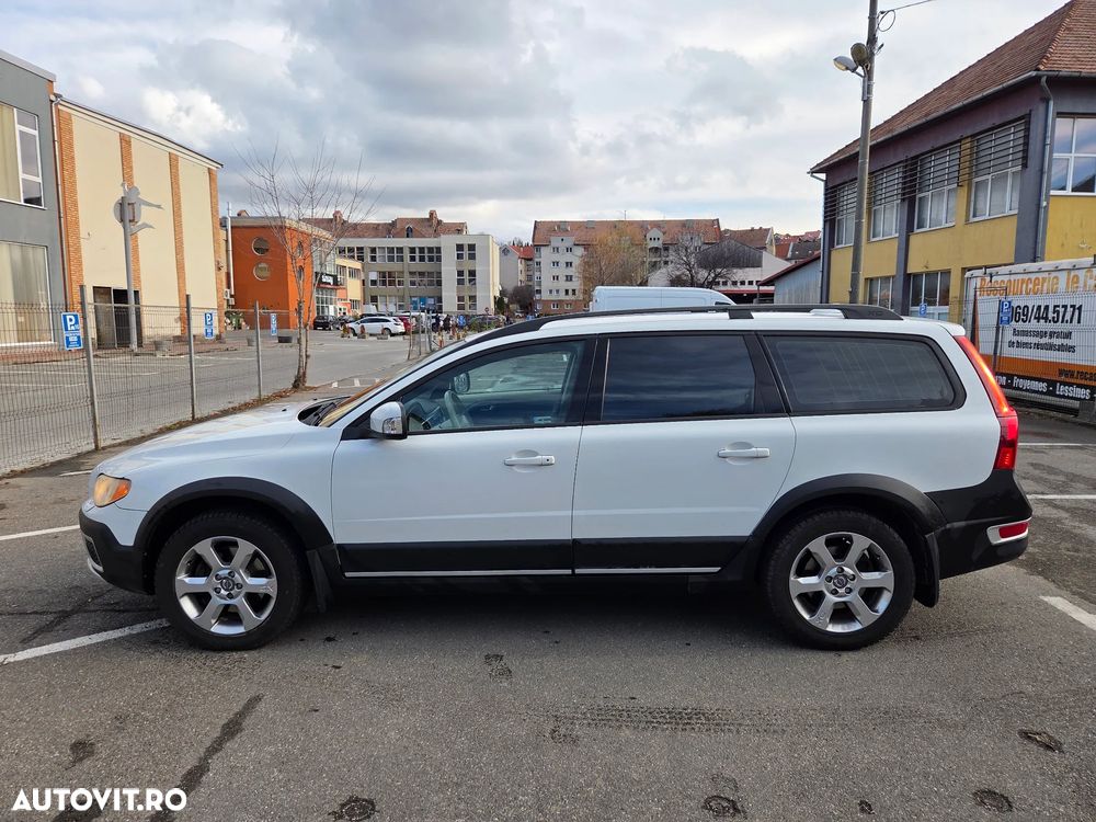 Volvo XC 70 - 1