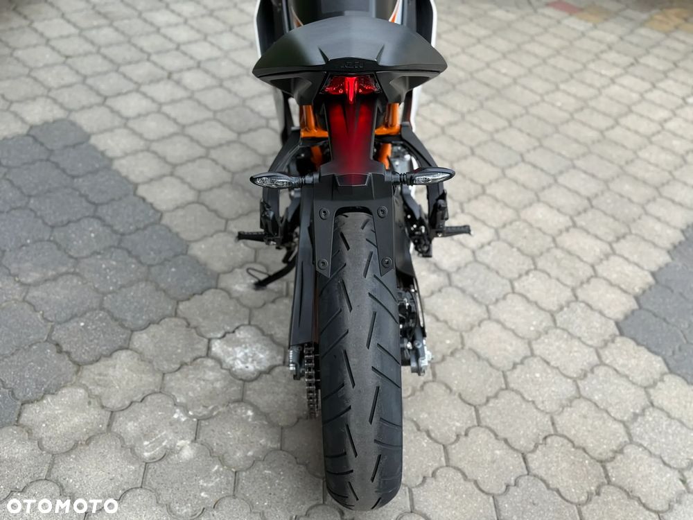 KTM RC 390 - 20