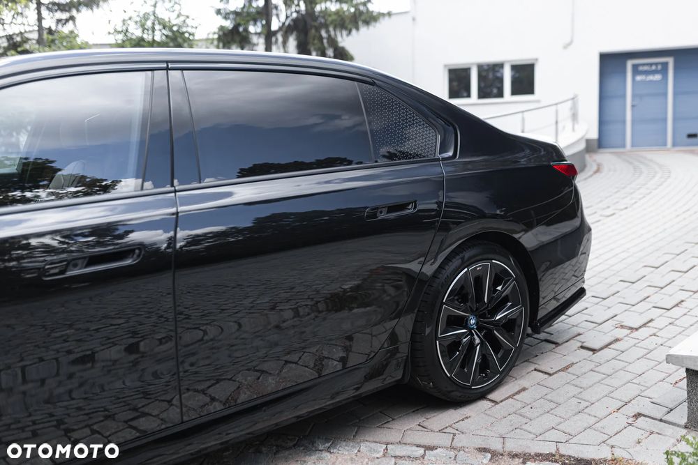 BMW i7 105.7kWh xDrive60 M Sport - 10