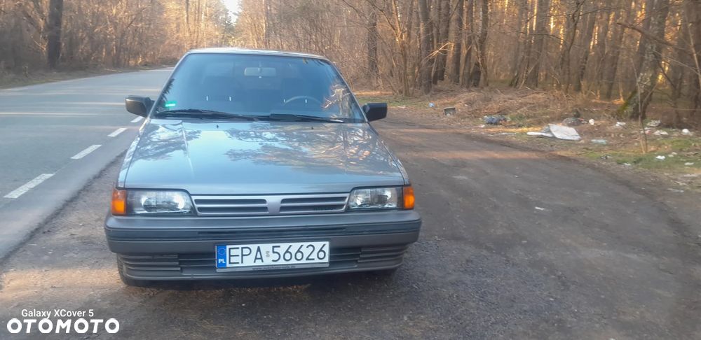 Nissan Sunny - 3