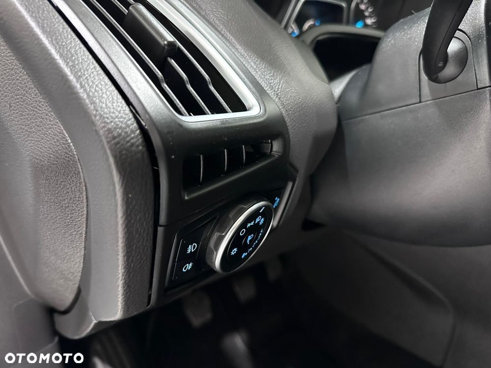 Ford Focus - 29