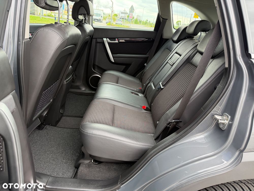 Chevrolet Captiva 2.4 LT - 28