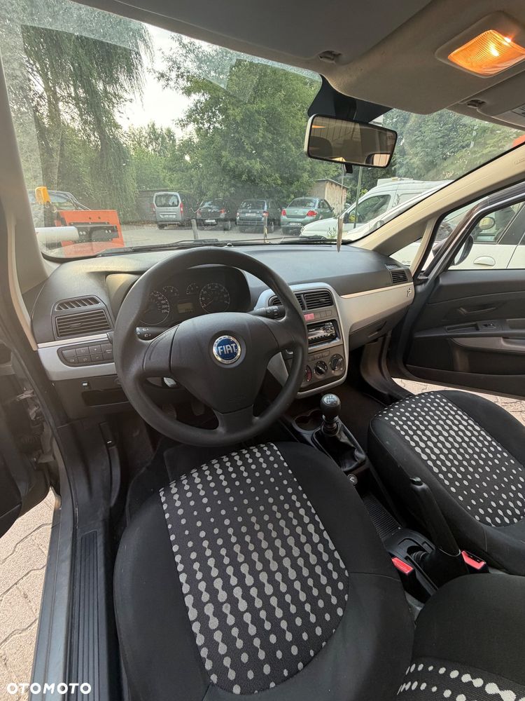 Fiat Grande Punto - 5