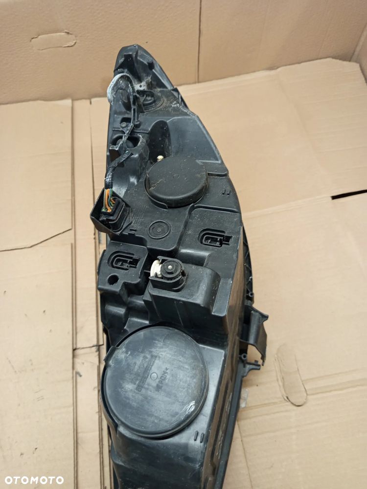 PEUGEOT 308 SW 1.6B 07-14 LAMPA PRAWY PRZÓD 9656162480 - 11