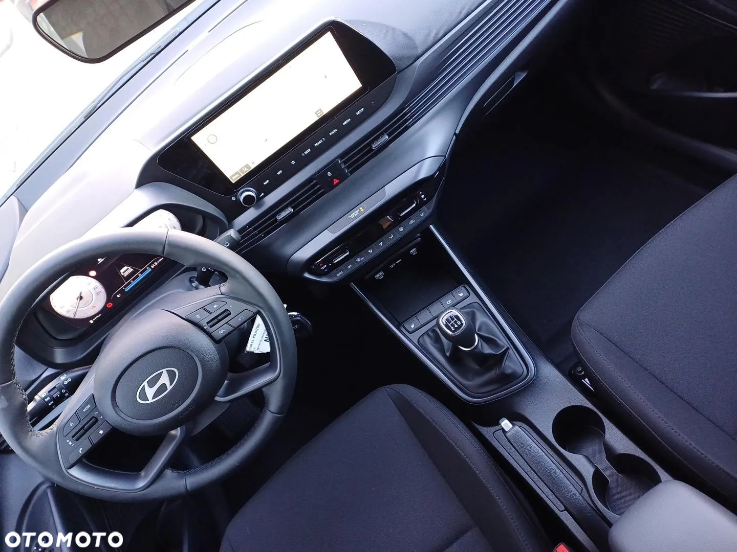 Hyundai i20 1.2 Modern - 12