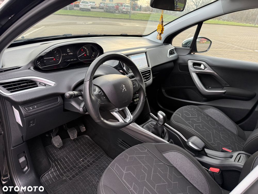 Peugeot 2008 PureTech 82 Style - 10