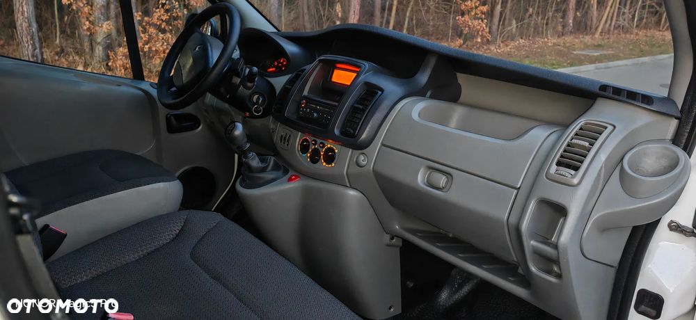 Renault Trafic - 9
