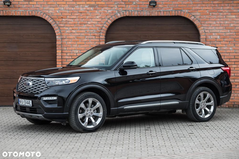 Ford Explorer - 1