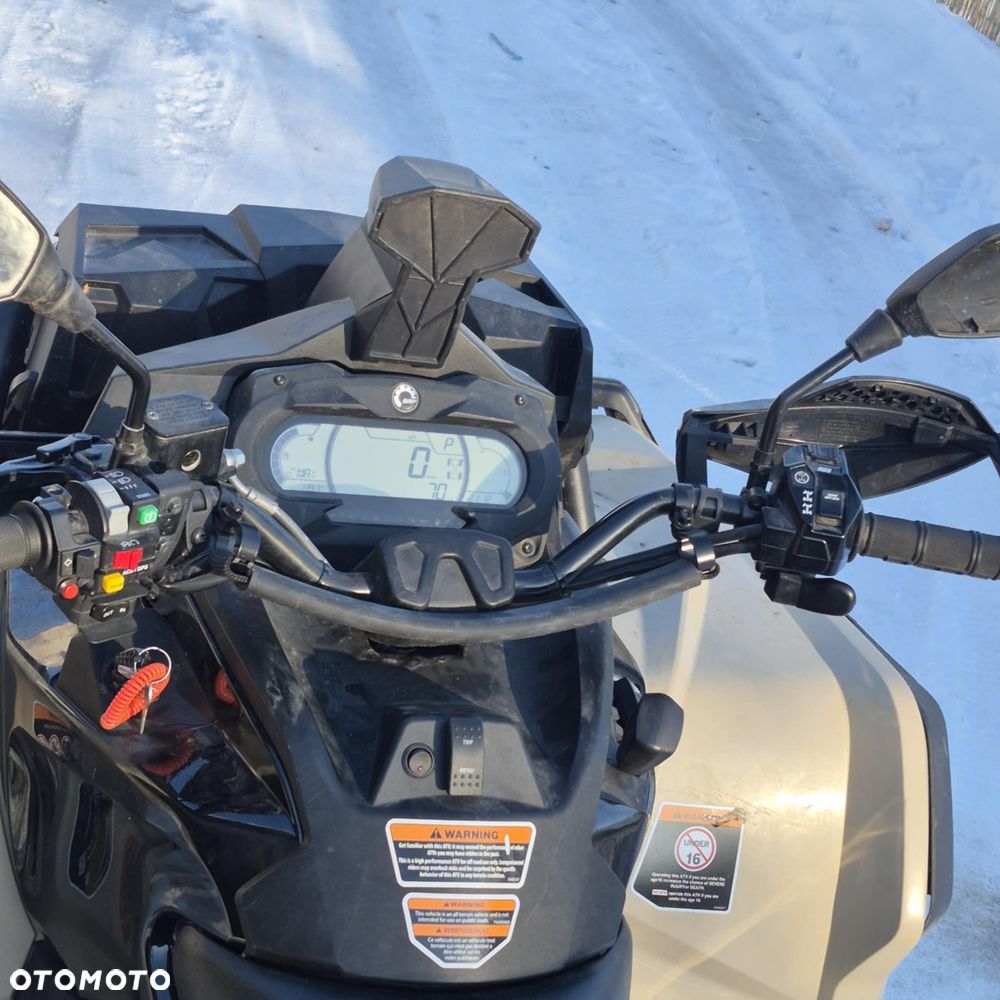 Can-Am Outlander - 3