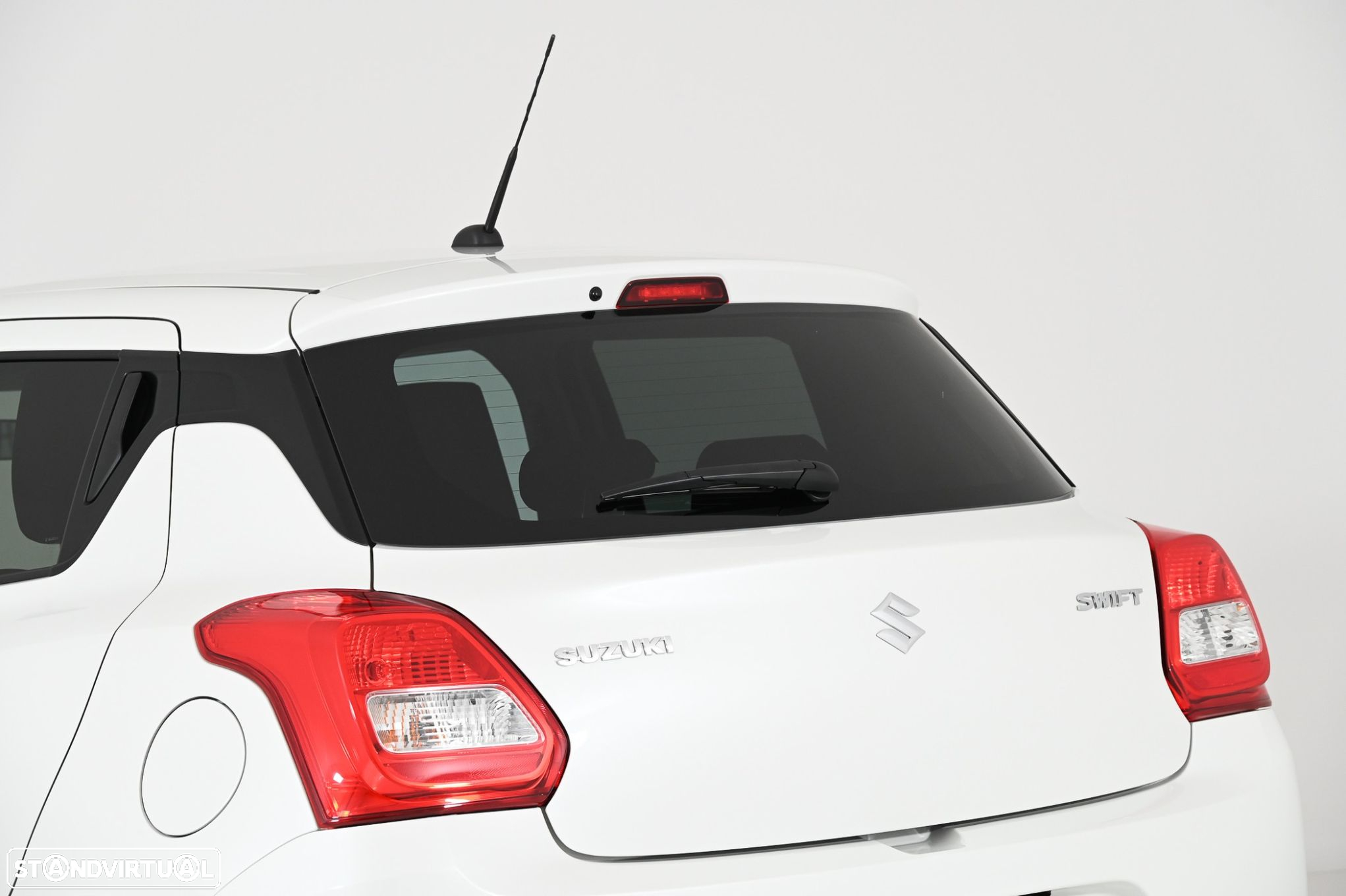 Suzuki Swift 1.2 VVT GLE - 13