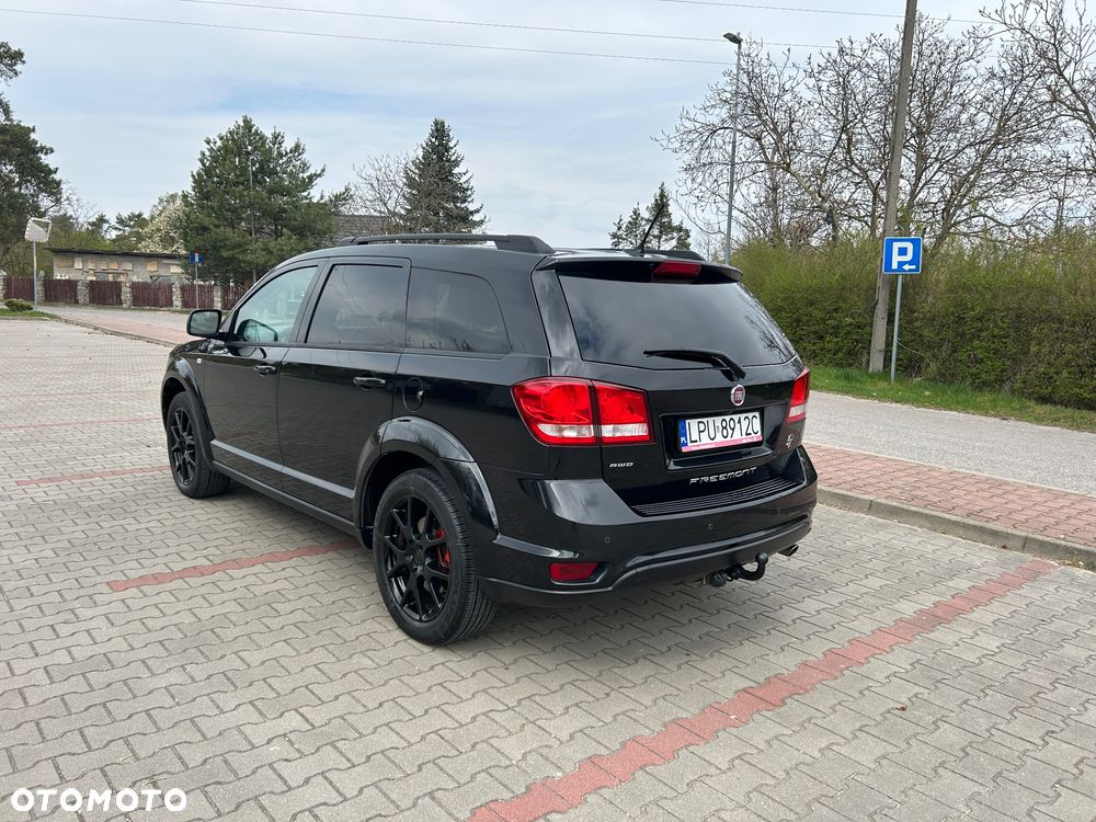 Fiat Freemont 2.0 Multijet Black Code AWD - 25