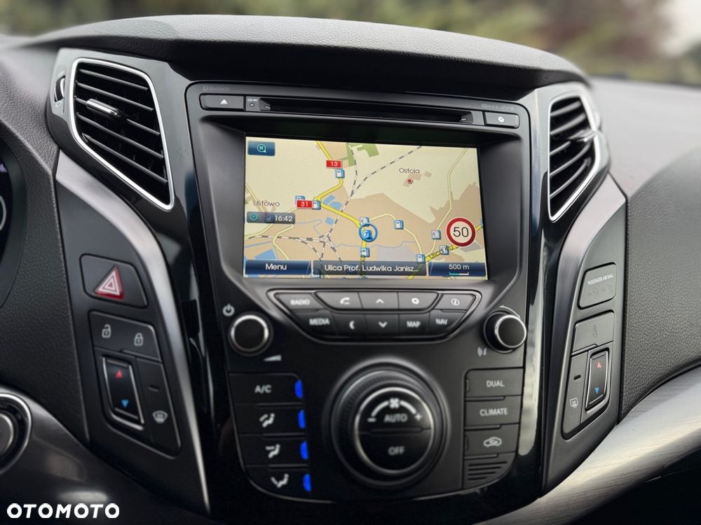 Hyundai i40 Kombi 1.7 CRDi DCT Premium - 22