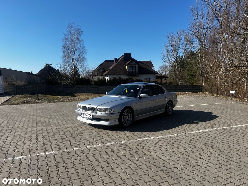 BMW Seria 7 - 2
