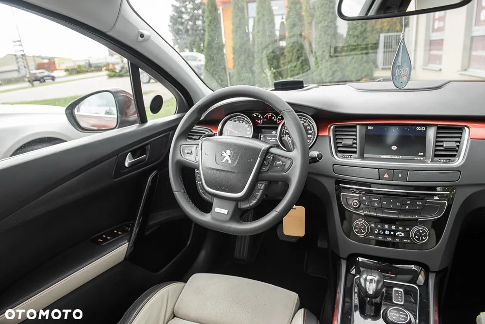Peugeot 508 RXH 2.0 HDi HYbrid4 - 29