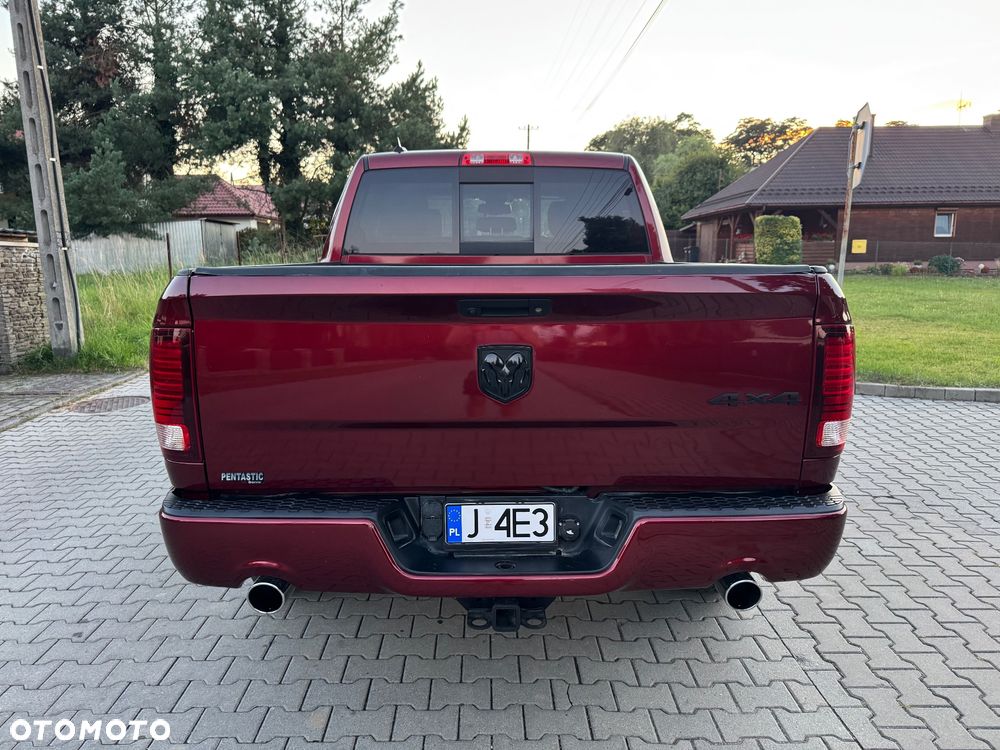Dodge RAM 5.7 4x4 - 10