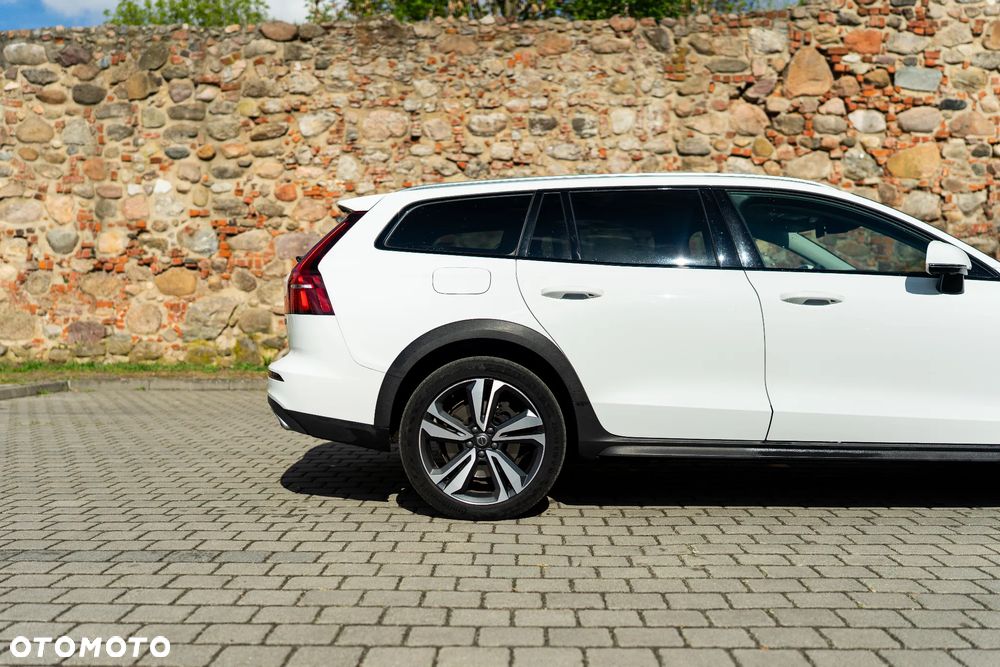 Volvo V60 Cross Country D4 AWD - 8