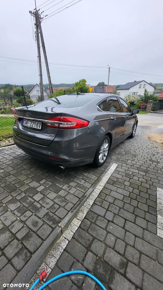 Ford Fusion - 3