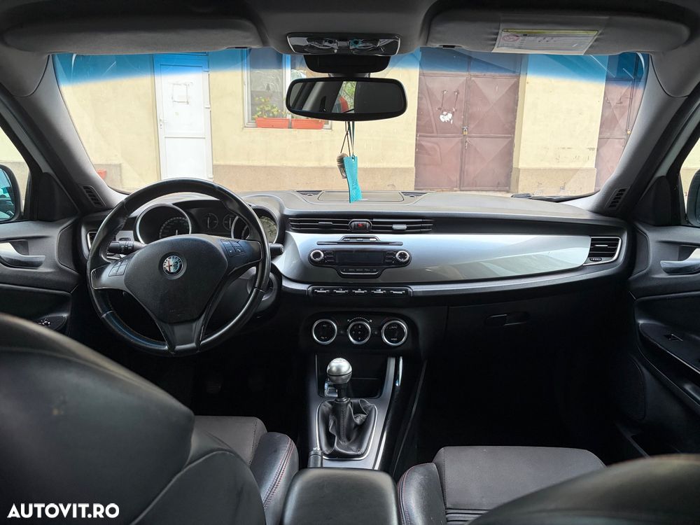 Alfa Romeo Giulietta 1.6 Mjet Distinctive - 8