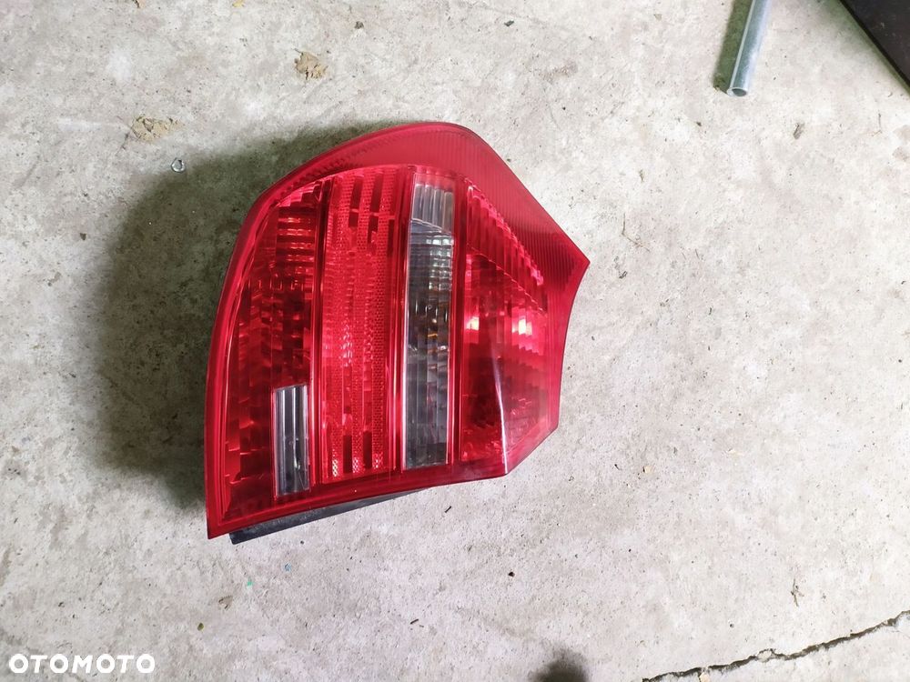 TYLNA LEWA LAMPA BMW E87 LIFT - 1