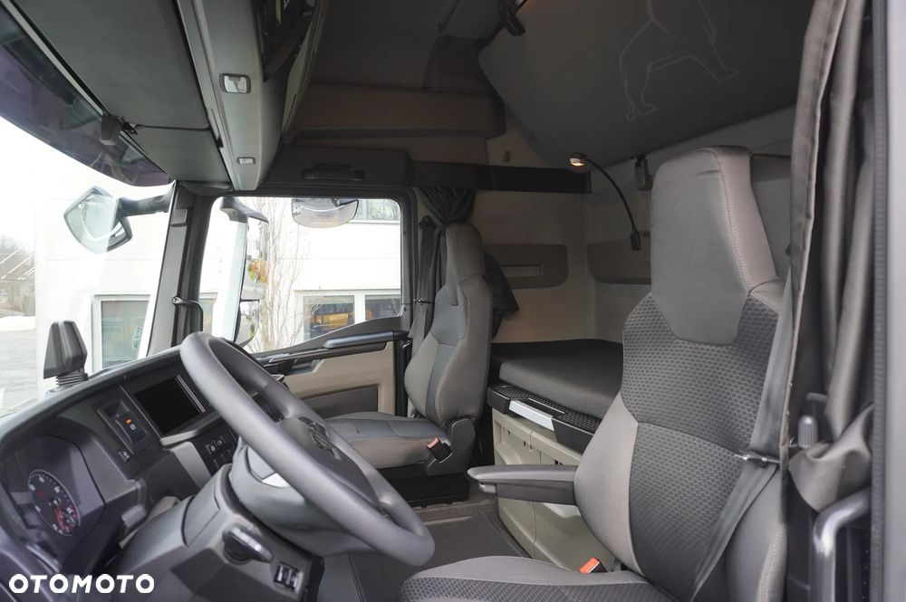 MAN TGX 18.510 E6 4x2 / Kab. sypialna / 2023 / 4 szt. - 16