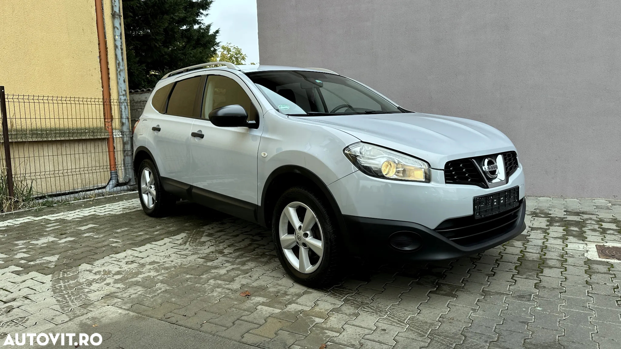 Nissan Qashqai+2 1.6 Visia - 2