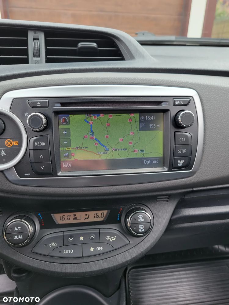 Toyota Yaris - 13