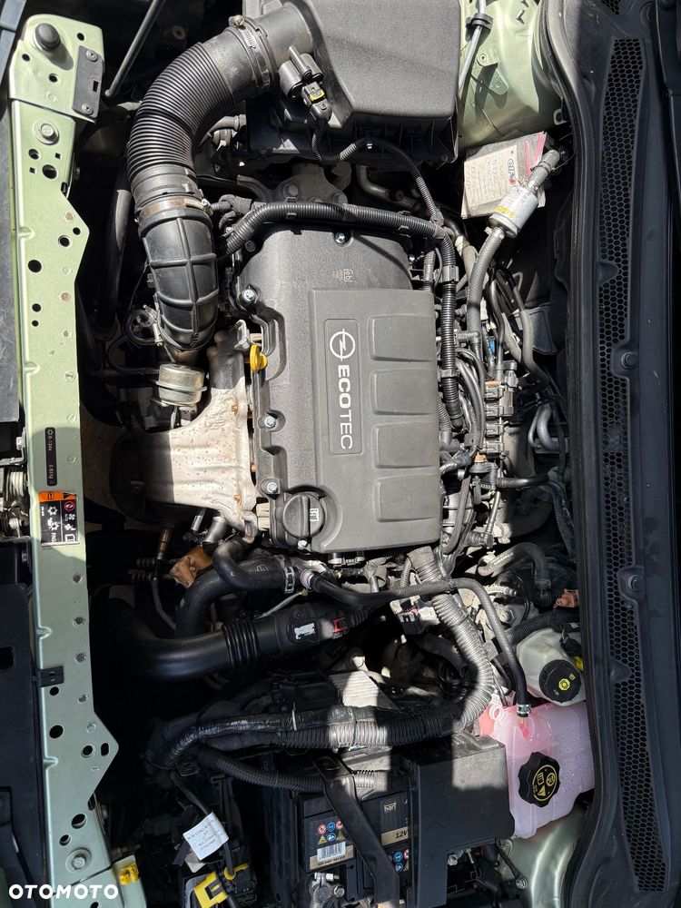 Opel Astra 1.4 T Cosmo - 30