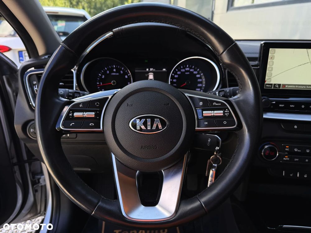 Kia XCeed 1.4 T-GDI L Business Line - 27