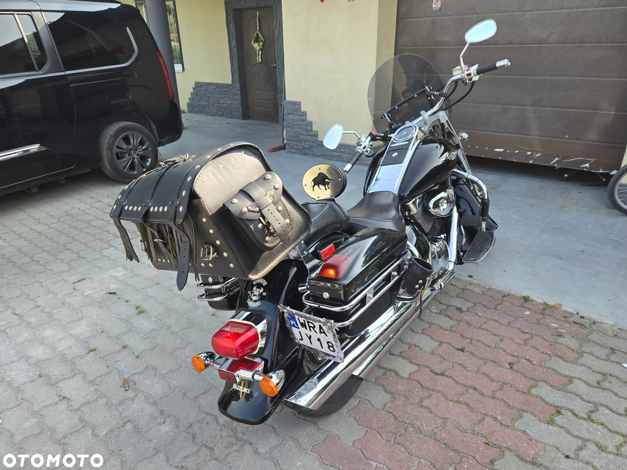 Suzuki Boulevard - 3