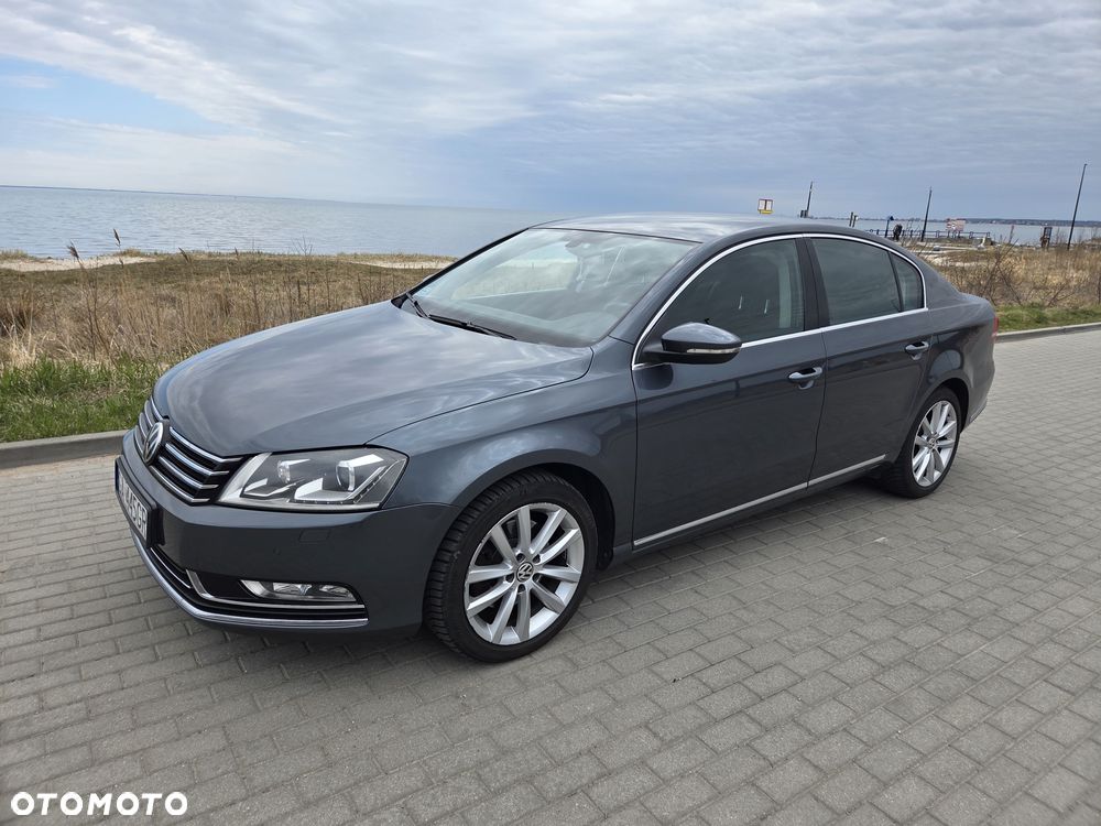 Volkswagen Passat - 2