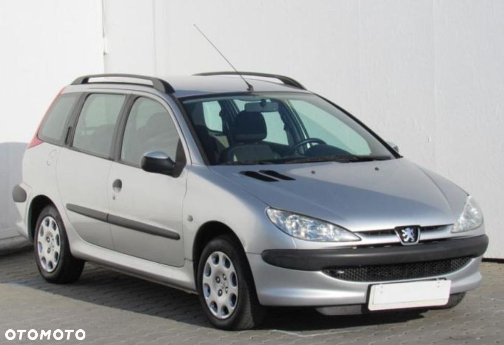 Peugeot 206 SW kombi 1.4 stan b.dobry - 1