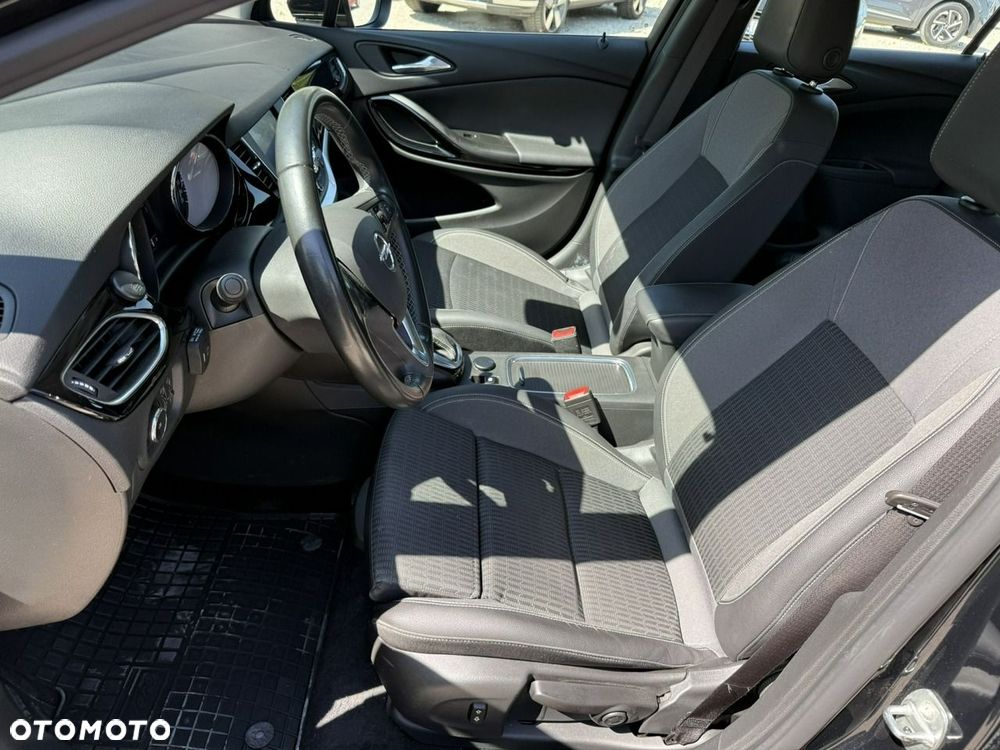 Opel Astra 2022