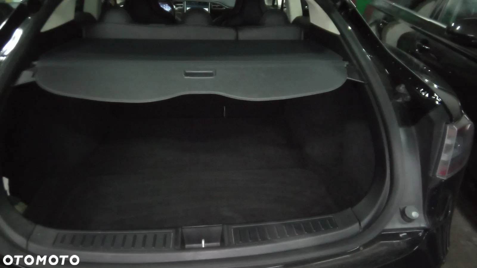 Tesla Model S Standard - 29