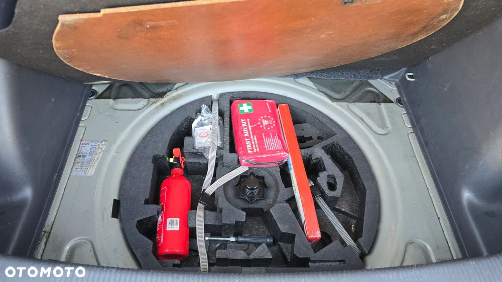 Volkswagen Golf Plus 1.4 Comfortline - 14