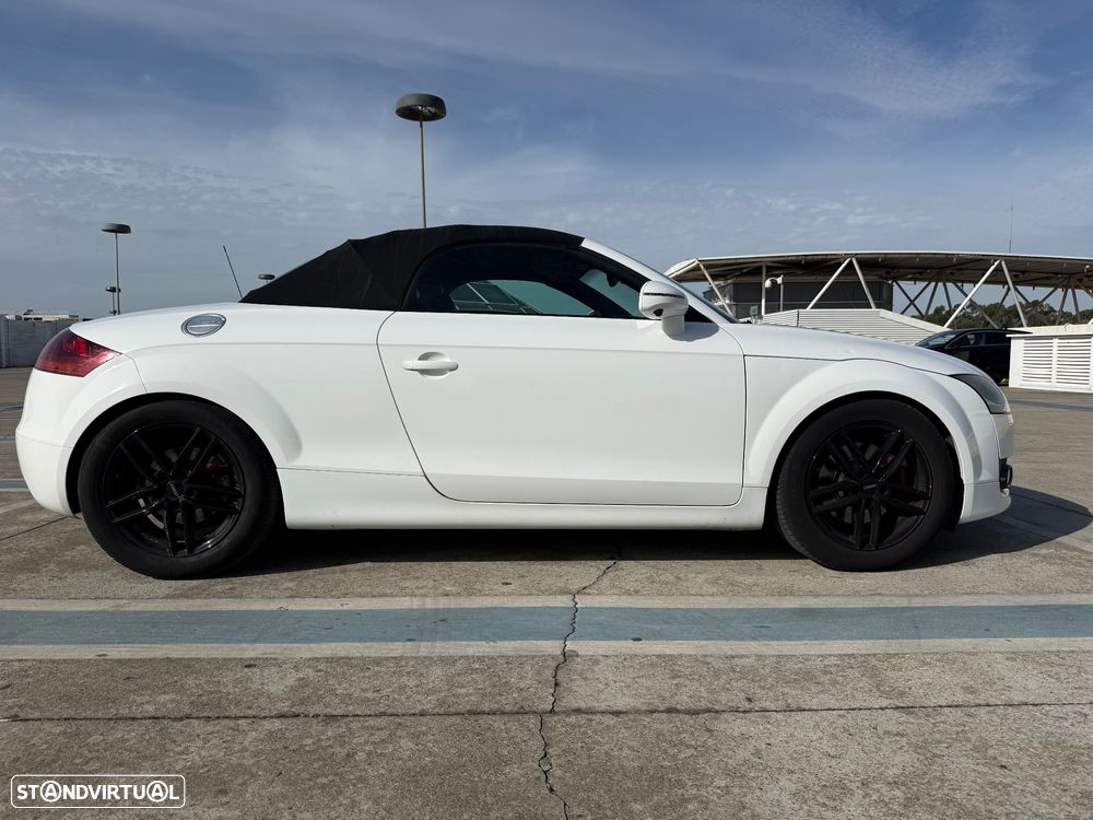 Audi TT Roadster - 4