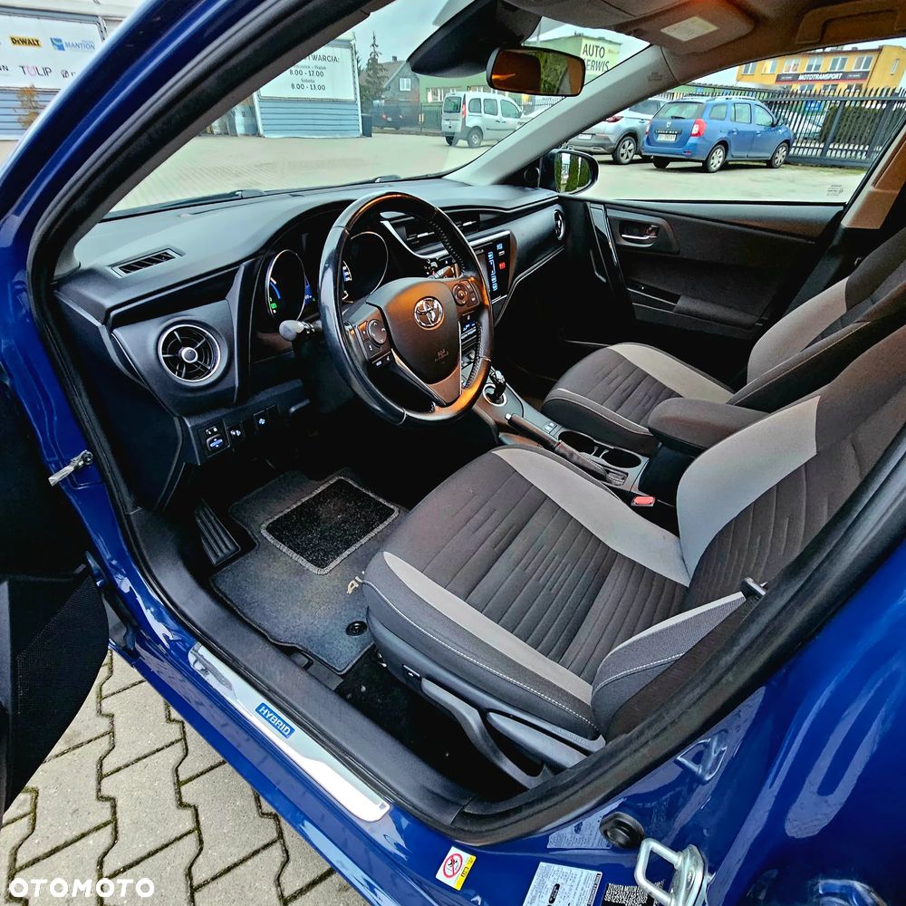 Toyota Auris Hybrid 135 Comfort - 9