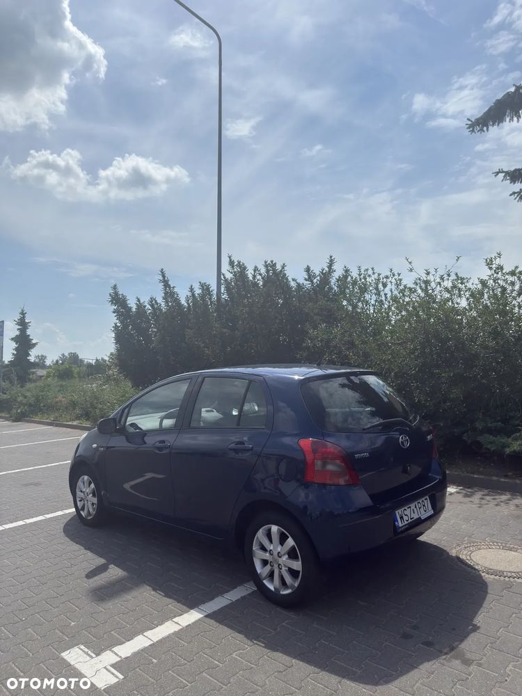 Toyota Yaris - 6