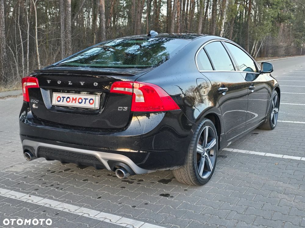 Volvo S60 D3 Geartronic RDesign - 35