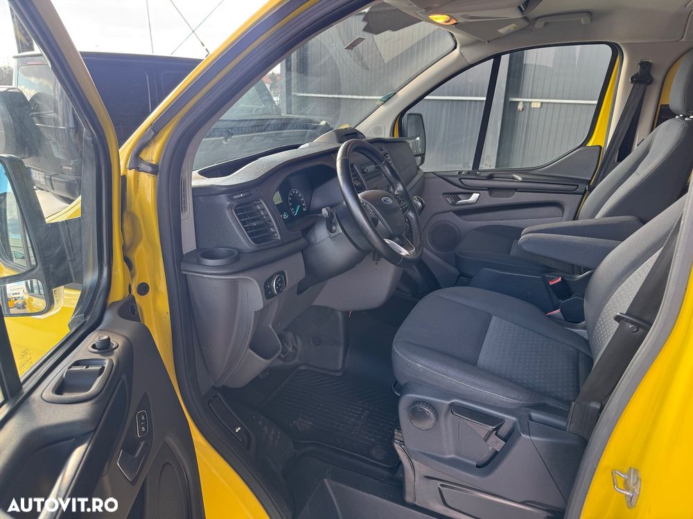 Ford Transit Custom - 13
