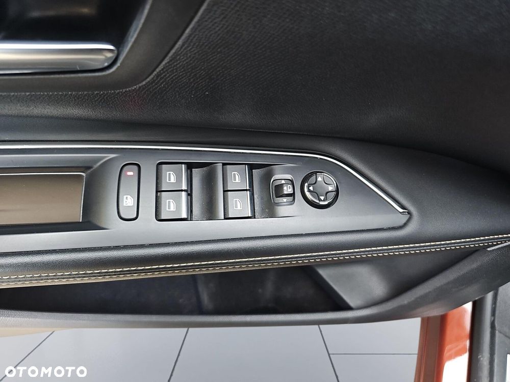 Peugeot 5008 2.0 BlueHDi GT Pack S&S EAT8 - 20