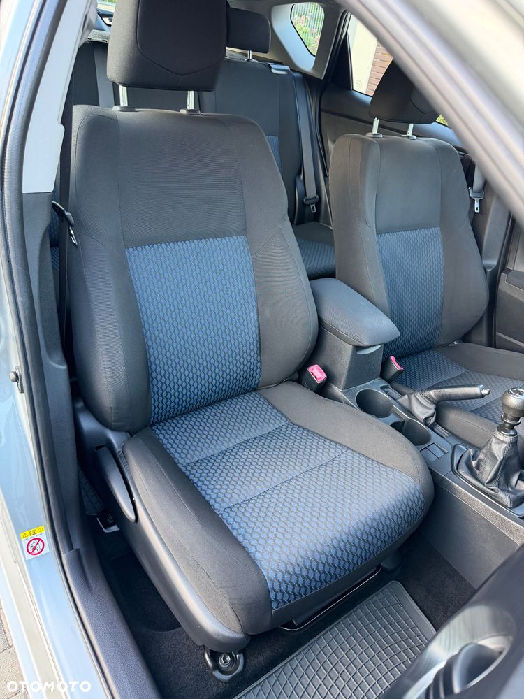 Toyota Auris 1.33 VVT-i Active - 22