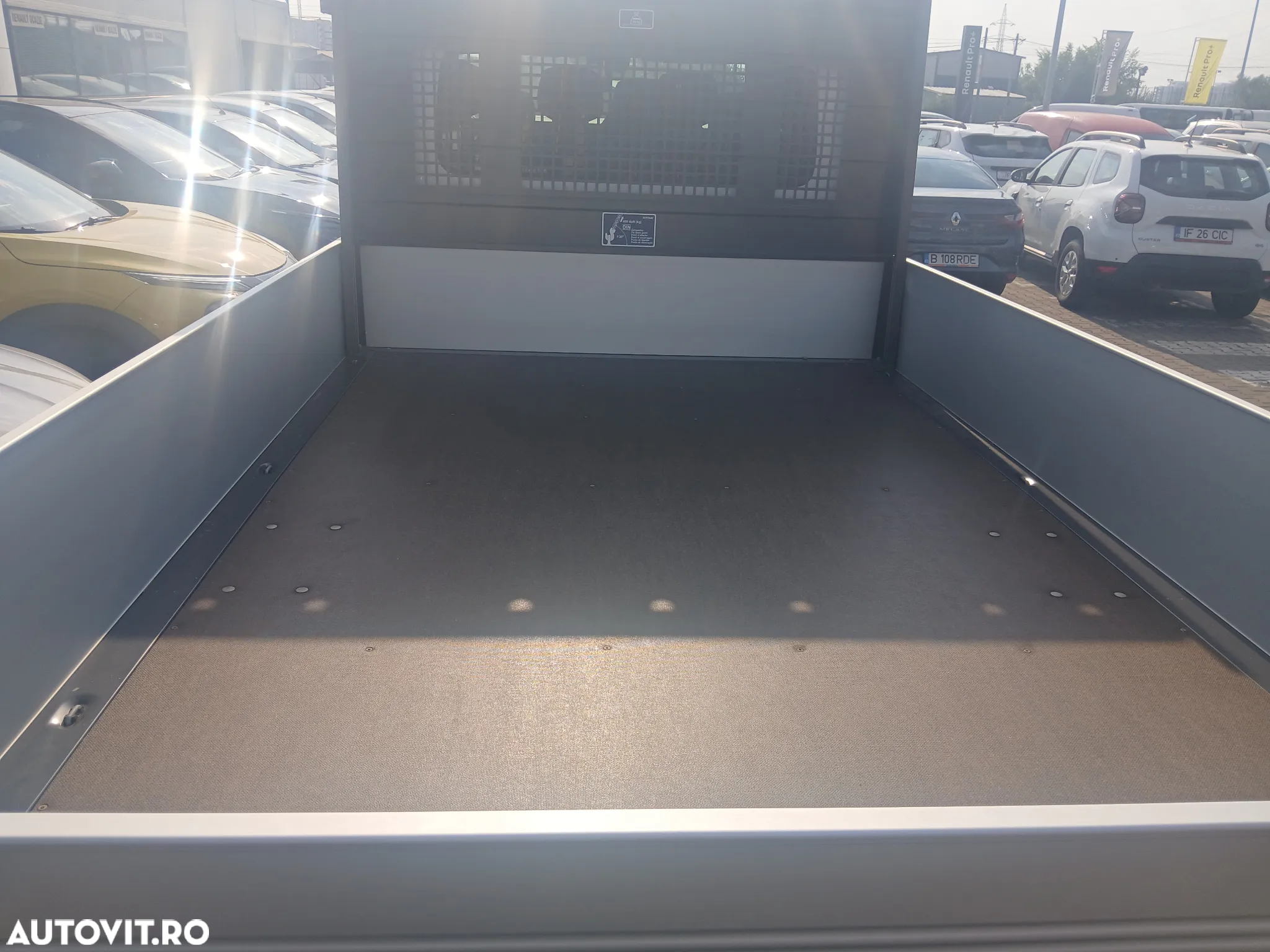 Renault Sasiu Cabina Dubla 6+1 locuri Tractiune 3.5T - 6