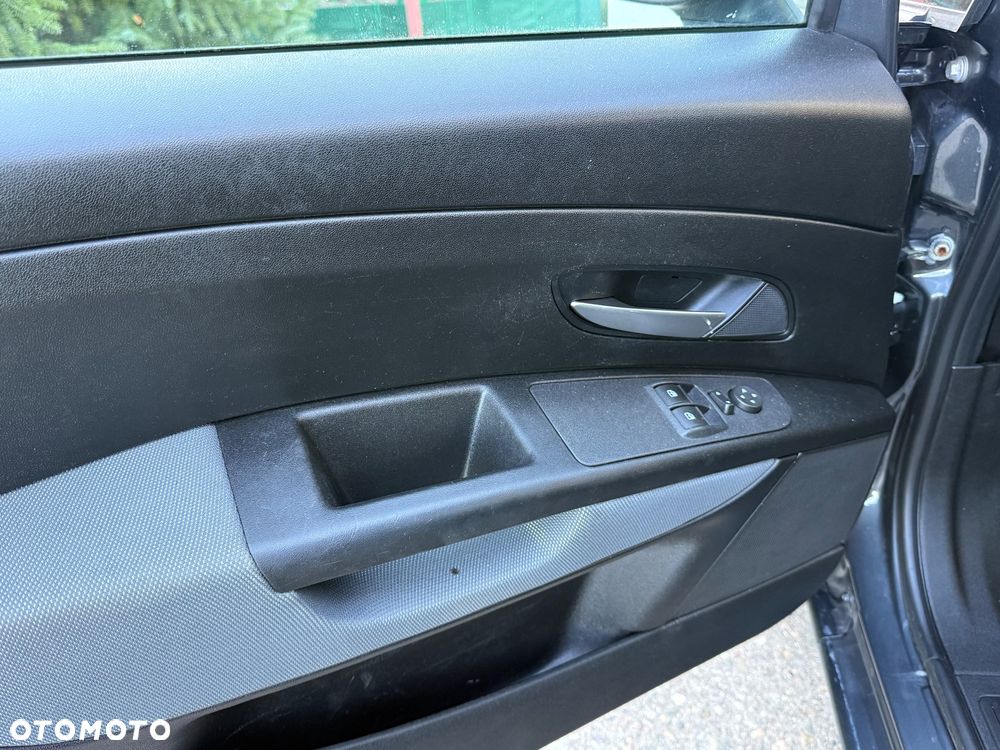 Fiat Grande Punto - 11